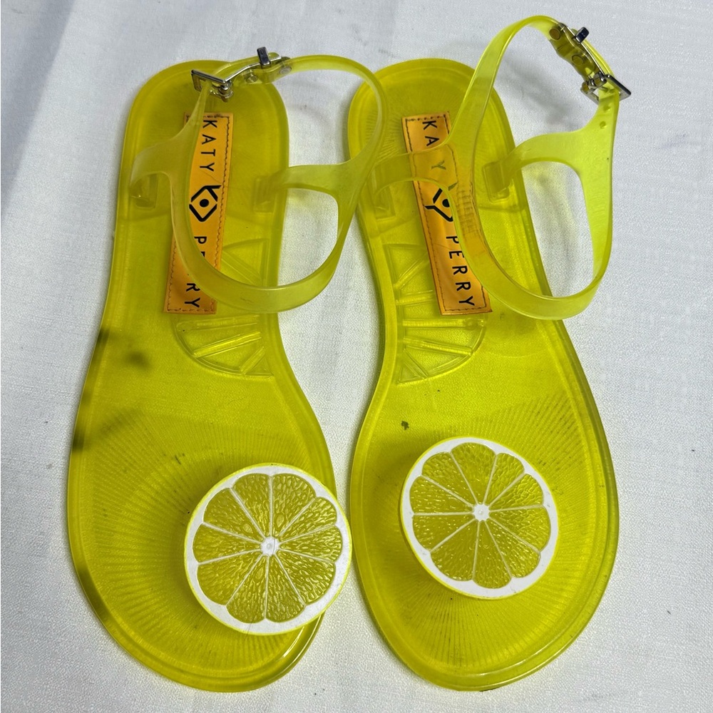 Katy Perry The Geli Yellow Lemon Fruit Scented Jelly Flat Ankle Strap Sandals 8